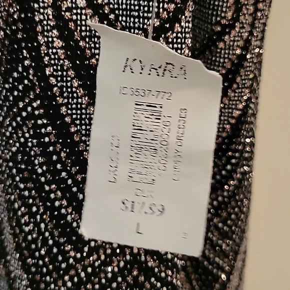 Kyrra Sparkly Party Dress - Picture 11 of 14